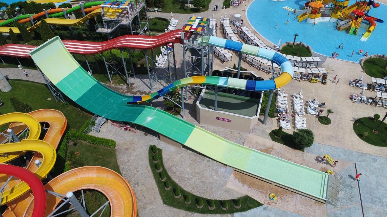 Aqua Nevis Hotel & Aqua Park Σάνι Μπιτς Εξωτερικό φωτογραφία